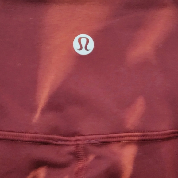 Lululemon‎ Wunder Train High-rise Crop 23” Red Merlot Printed Everlux Size 6 - Picture 6 of 7